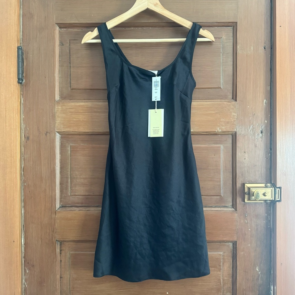 Aritzia Wilfred NWT Tryst Dress